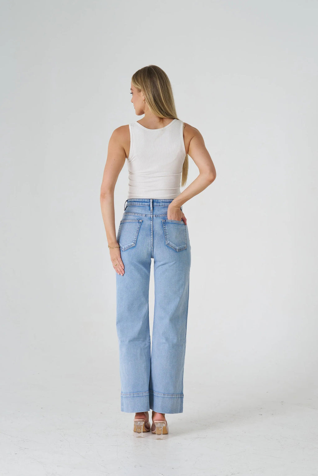 3084 Patch Pocket Jean - Light