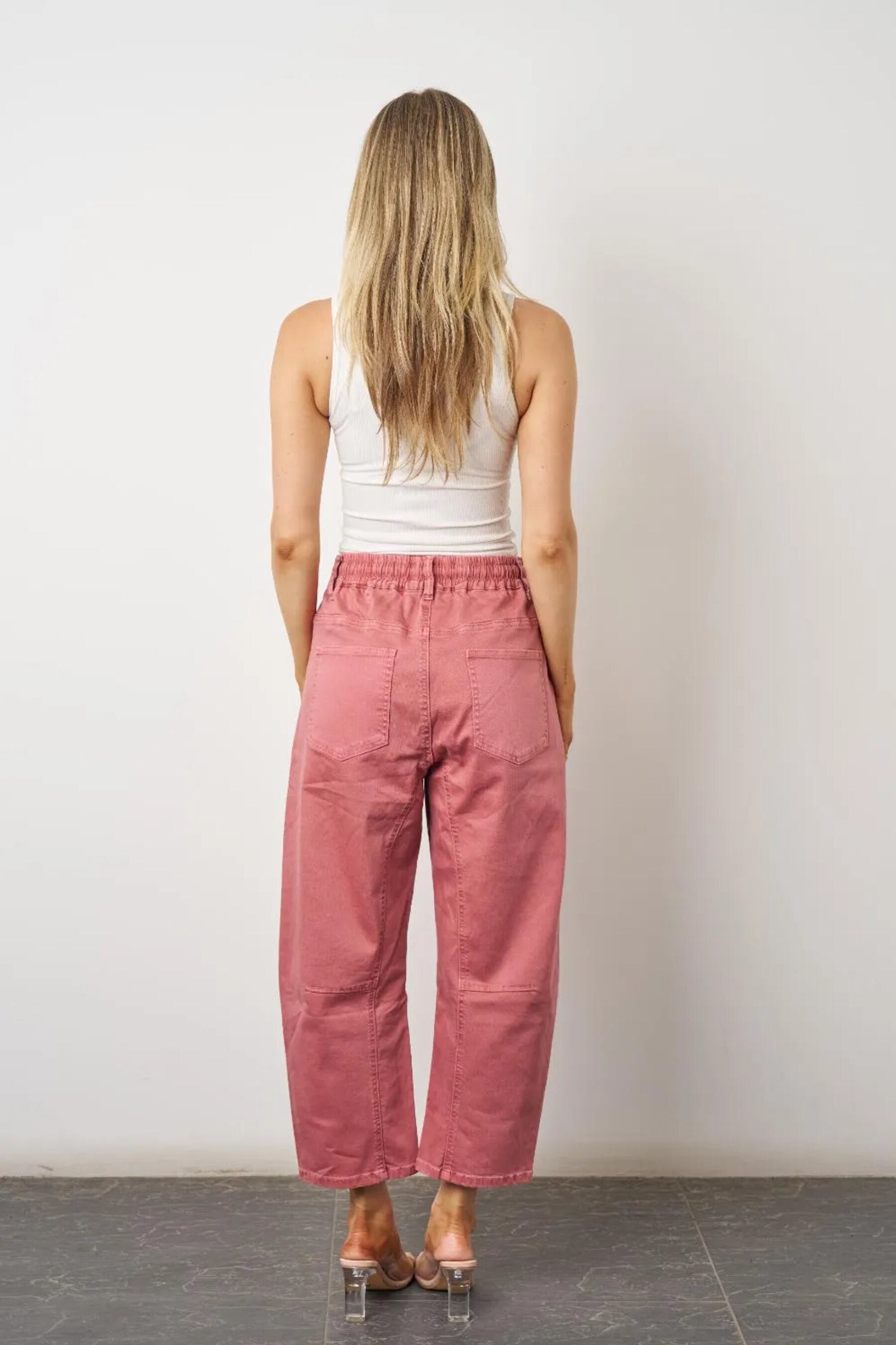 BA351 Barrel Jeans - Red