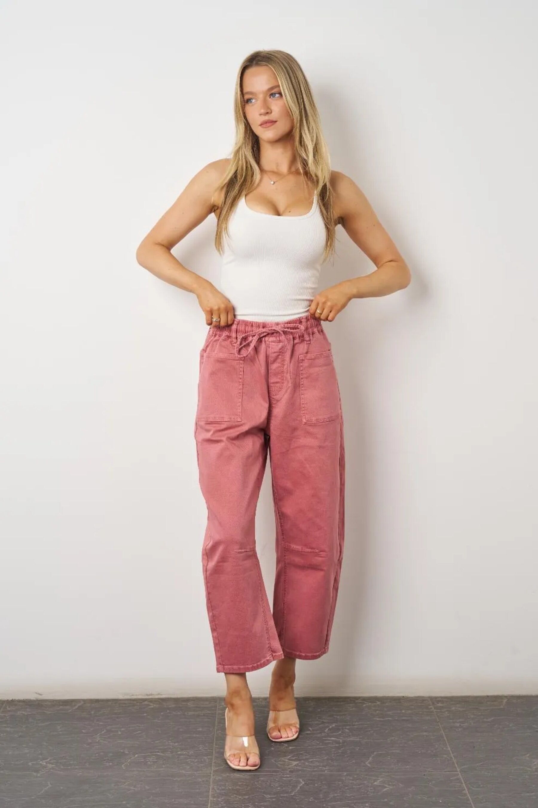 BA351 Barrel Jeans - Red