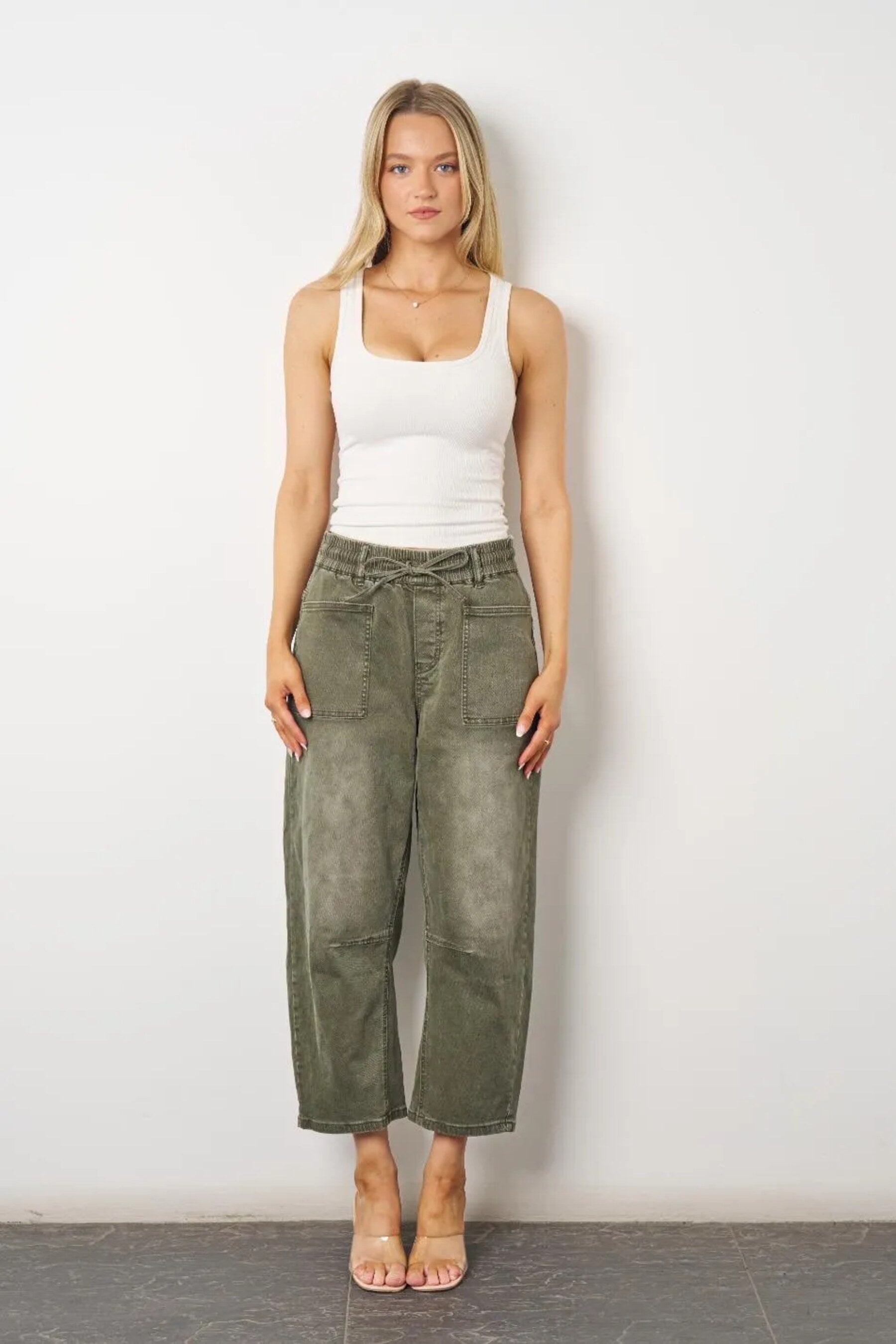 BA352 Barrel Jeans - Khaki