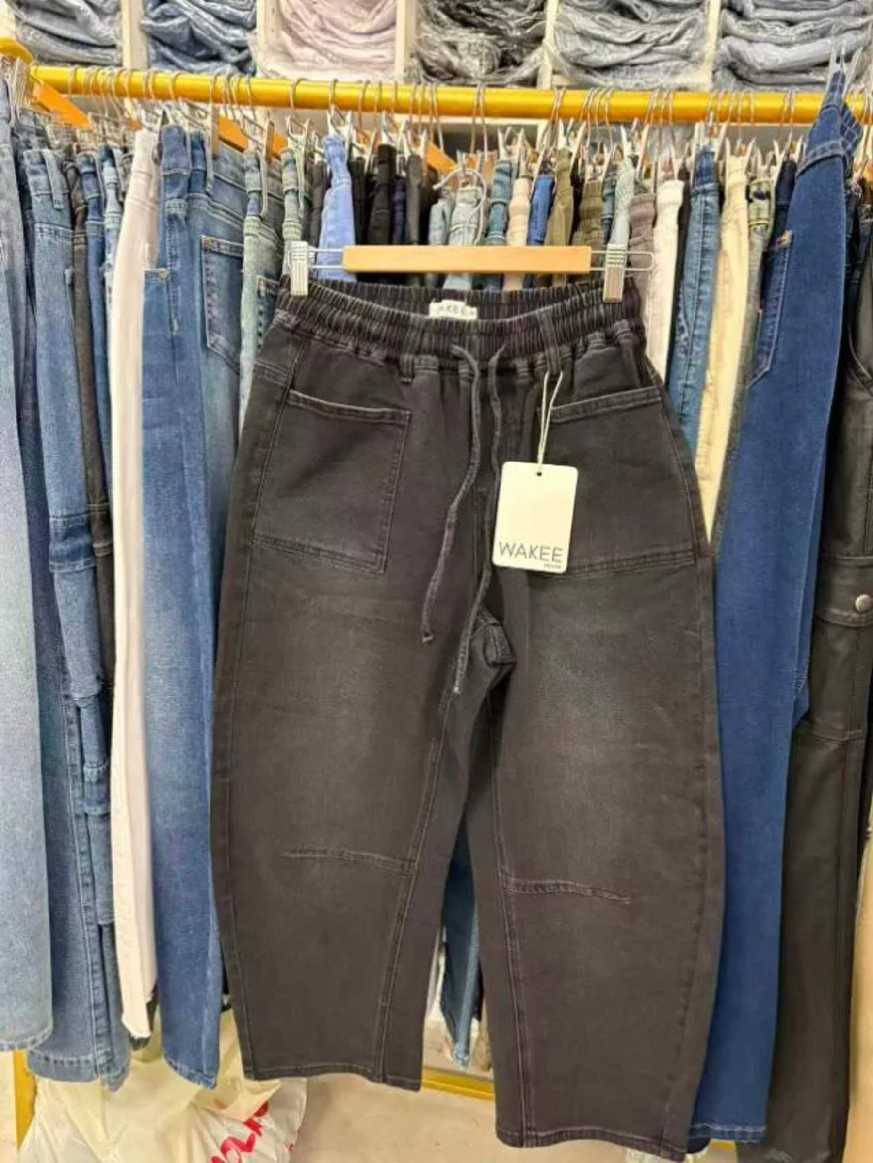 BA356 Barrel Jeans  - Black